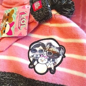 LOL Sweater Hat & Gloves